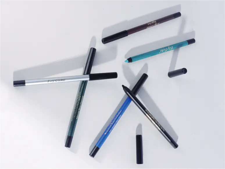 Professional Pen Eyeliner by Lily Orchis